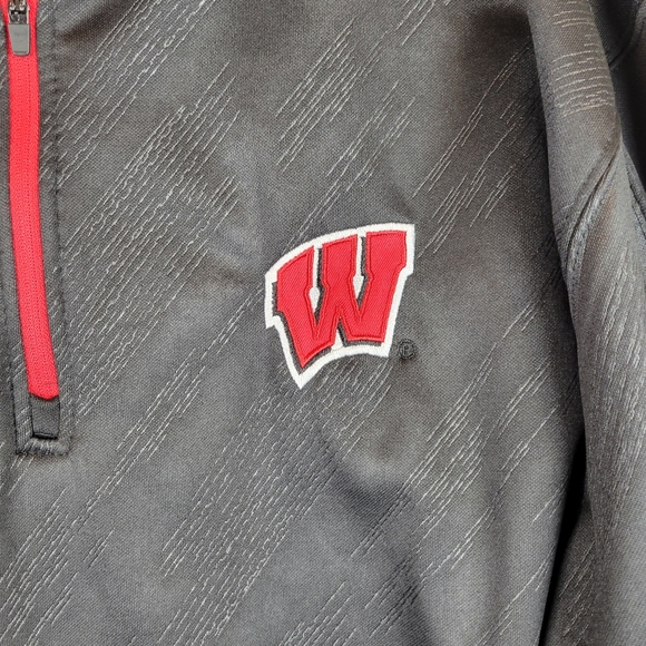 University of WI 1/4 Zip Pullover - Picture 3 of 6